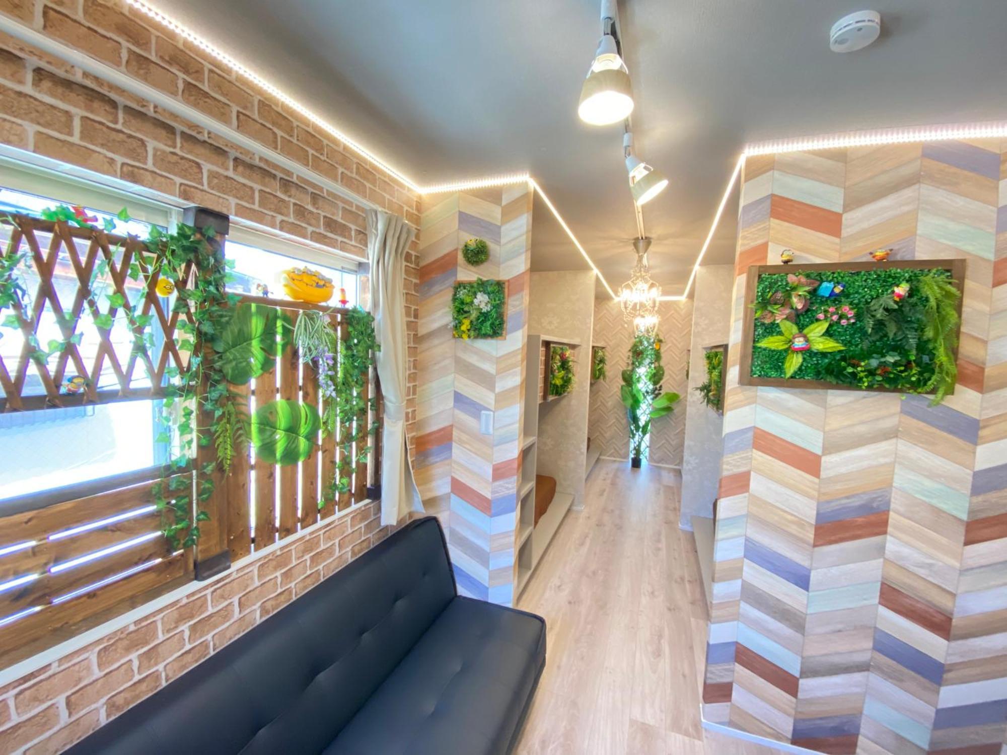 Hotel Jungle Fun Fun Осака Экстерьер фото